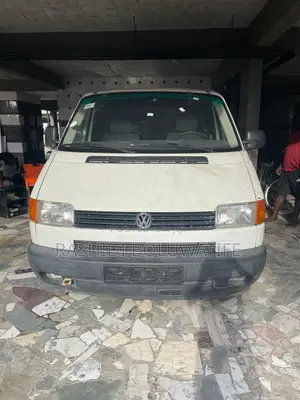 Volkswagen Transporter 2003 White