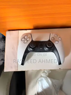 Ps5 Slim and One Controller
