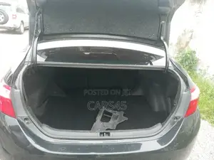 Toyota Corolla 2019 Black