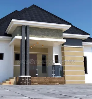 3bdrm Bungalow in Airport View, Oshimili South for sale