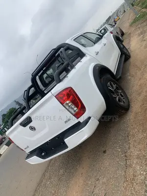 New Dongfeng Rich 7 2025 White
