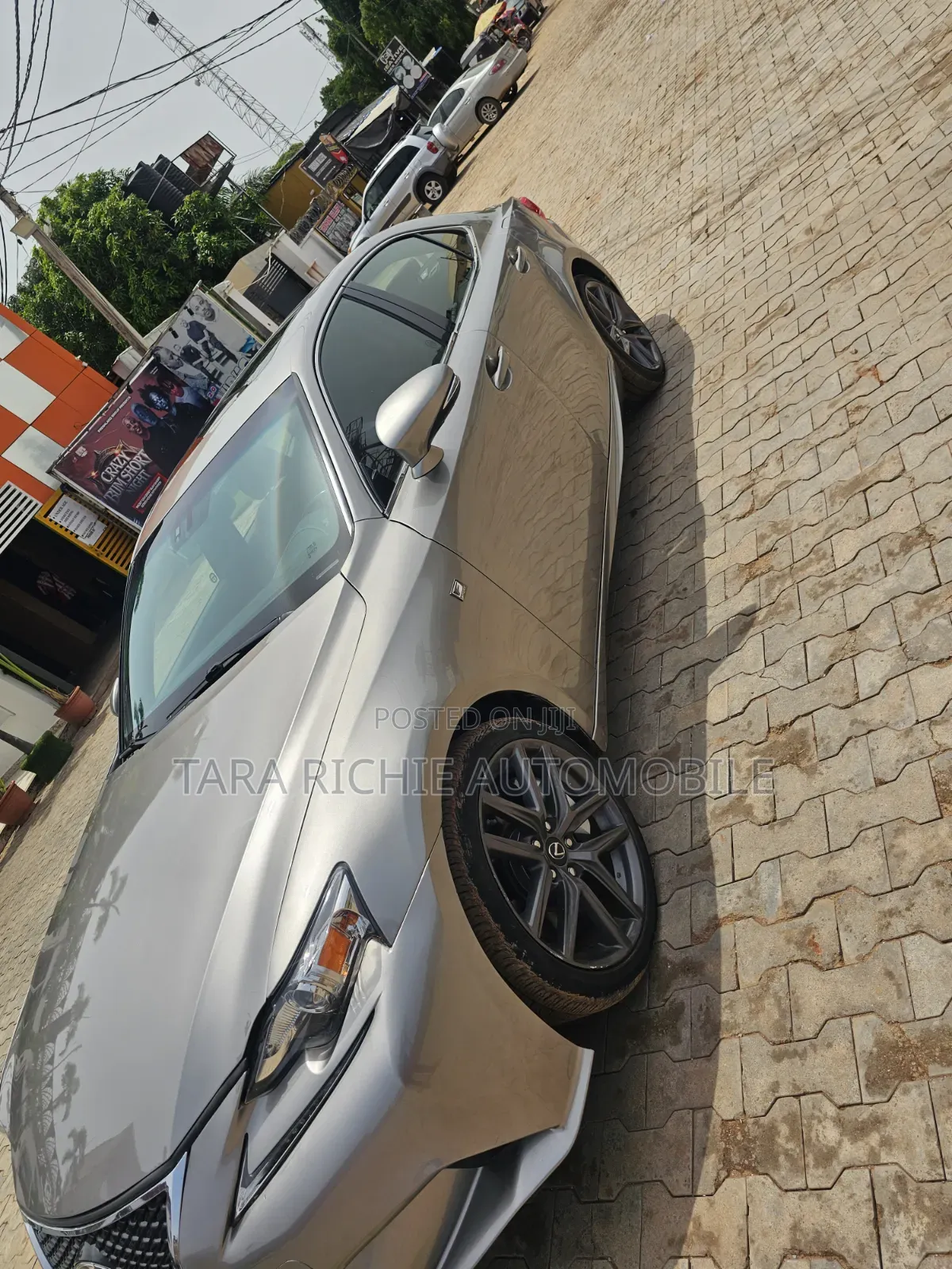Lexus IS 2016 Gray