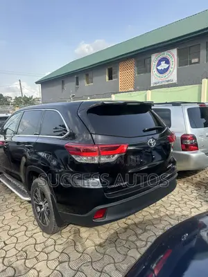 Toyota Highlander 2018 Black