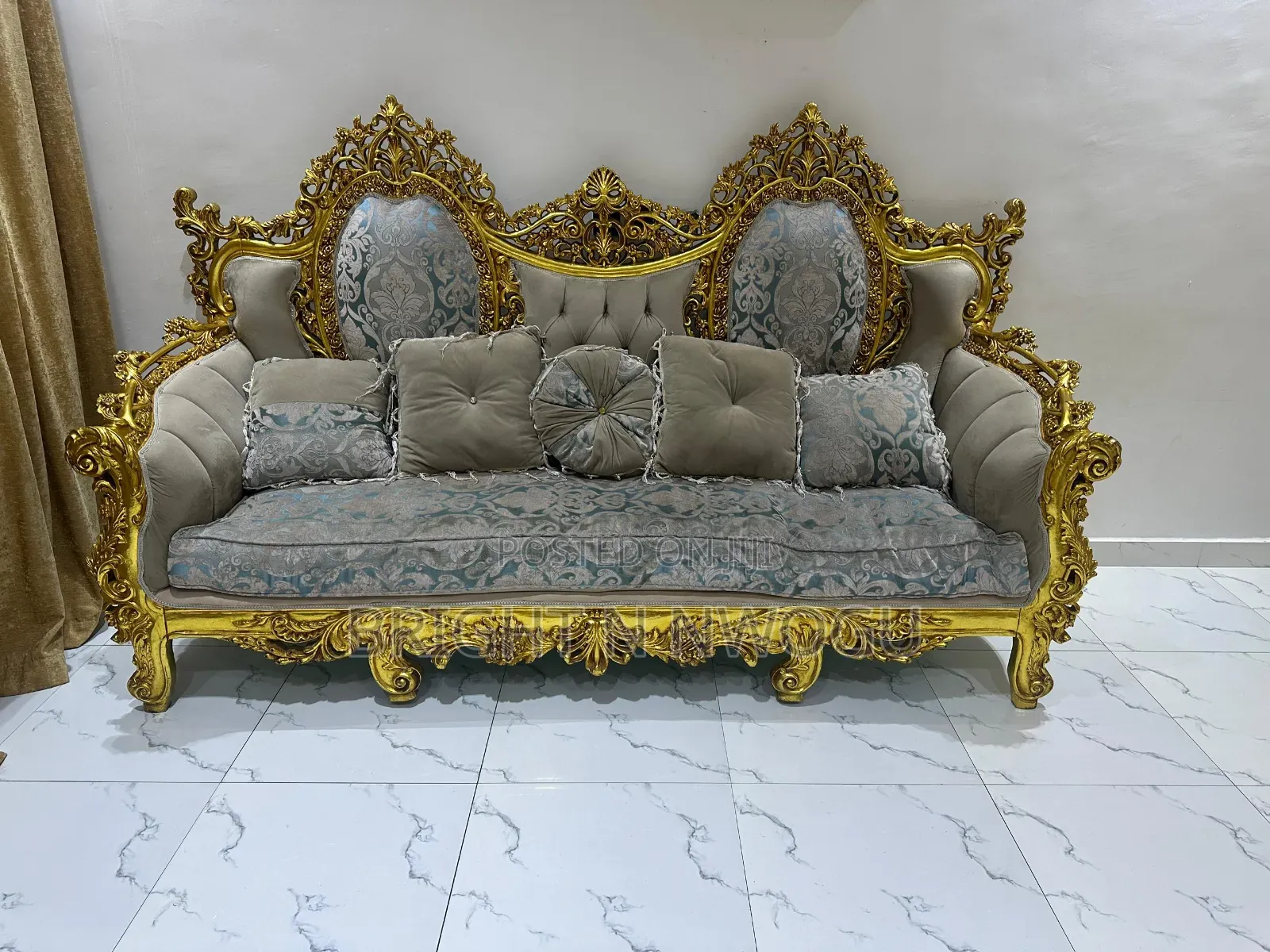 Sets of Sofas