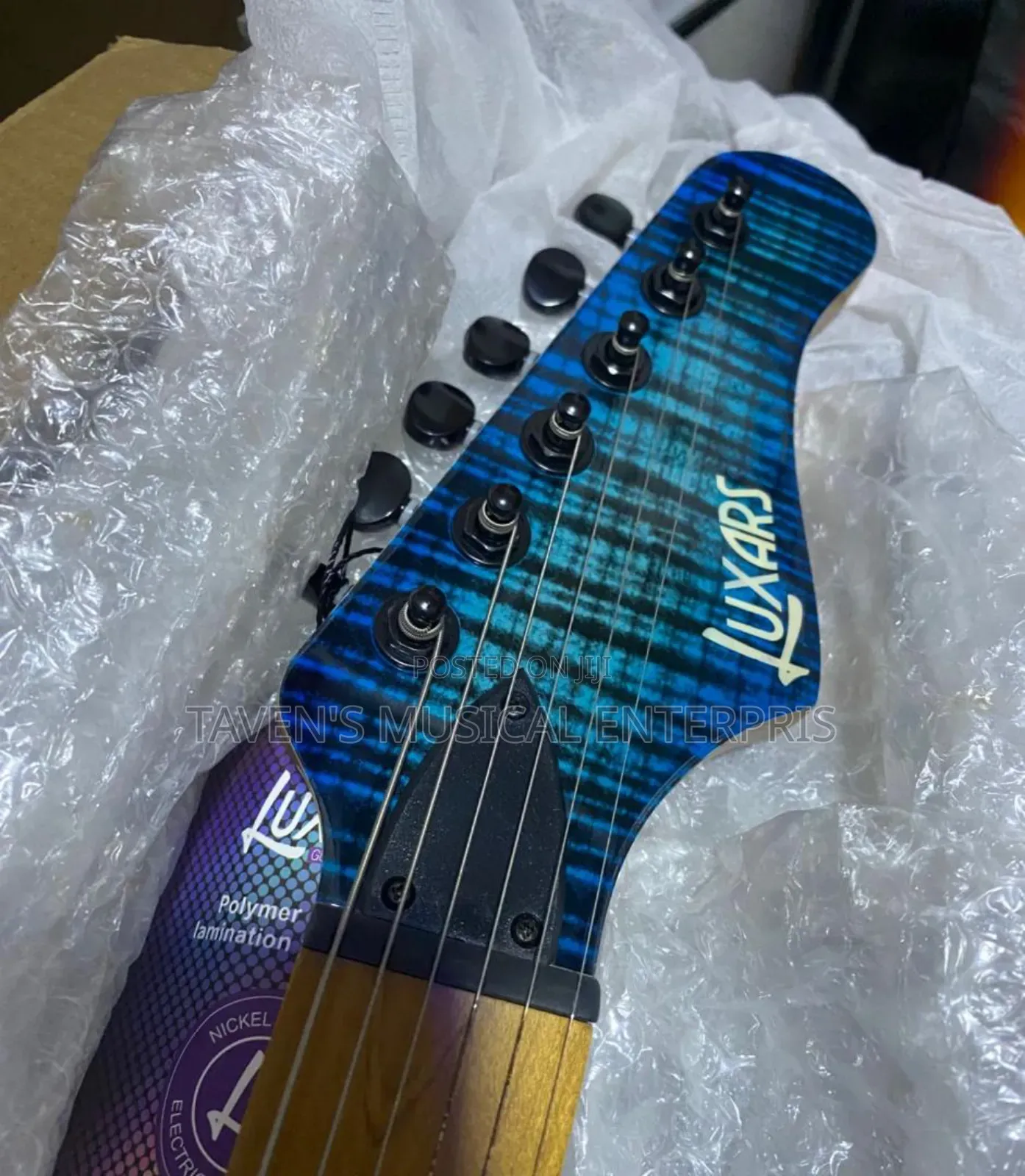 Luxars Super Strat Electric Guitar