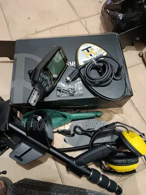 Skycruiser Multi Frequency Metal Detector