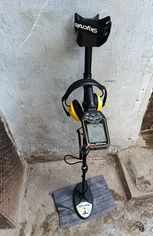 Skycruiser Multi Frequency Metal Detector