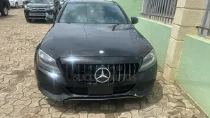 Mercedes-Benz C300 Base 4Matic Sedan AWD (2.0L 4cyl 7A) 2016 Black