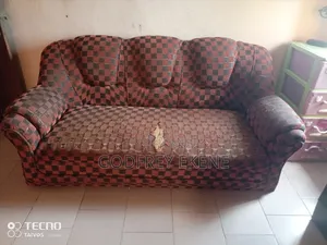3 Seater Chair for Home and Office Use