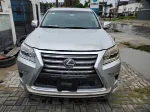 Lexus GX 2019 Silver