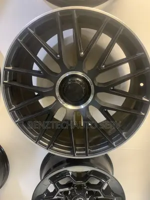 Mercedes Benz Rim