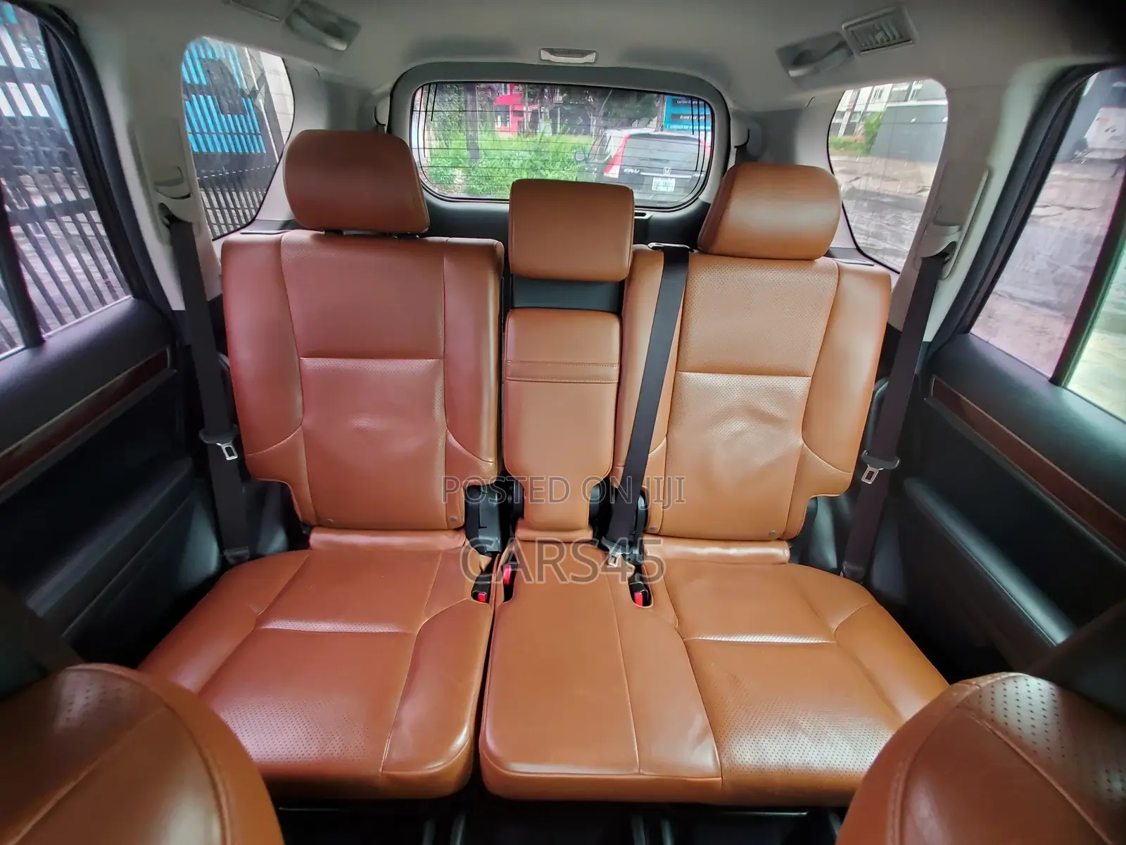 Lexus GX 2019 Silver