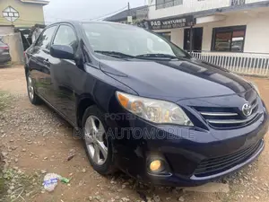 Toyota Corolla 2013 Blue
