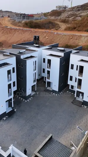 Furnished 4bdrm Duplex in Lillycrest, Guzape District for sale