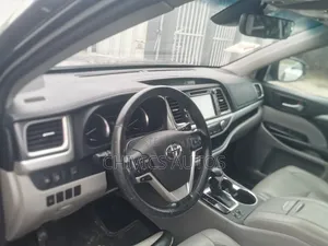 Toyota Highlander 2017 Black