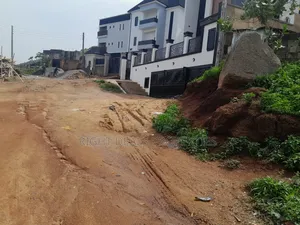 Land for Sale 700sqm in Dawaki