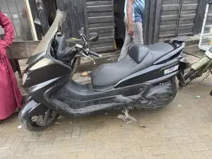Yamaha Majesty 2012 Black