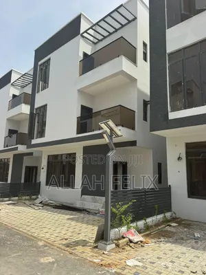 6bdrm Duplex in Mabushi for sale