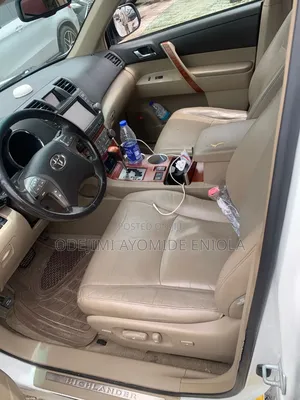 Toyota Highlander V6 2009 White
