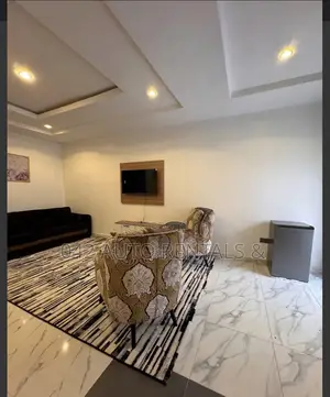1 Bedroom Apartment in Wuye With a Balcony