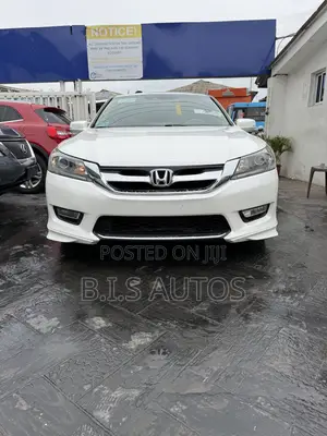 Honda Accord Sport 4dr Sedan FWD (2.4L 4cyl 2A) 2013 White