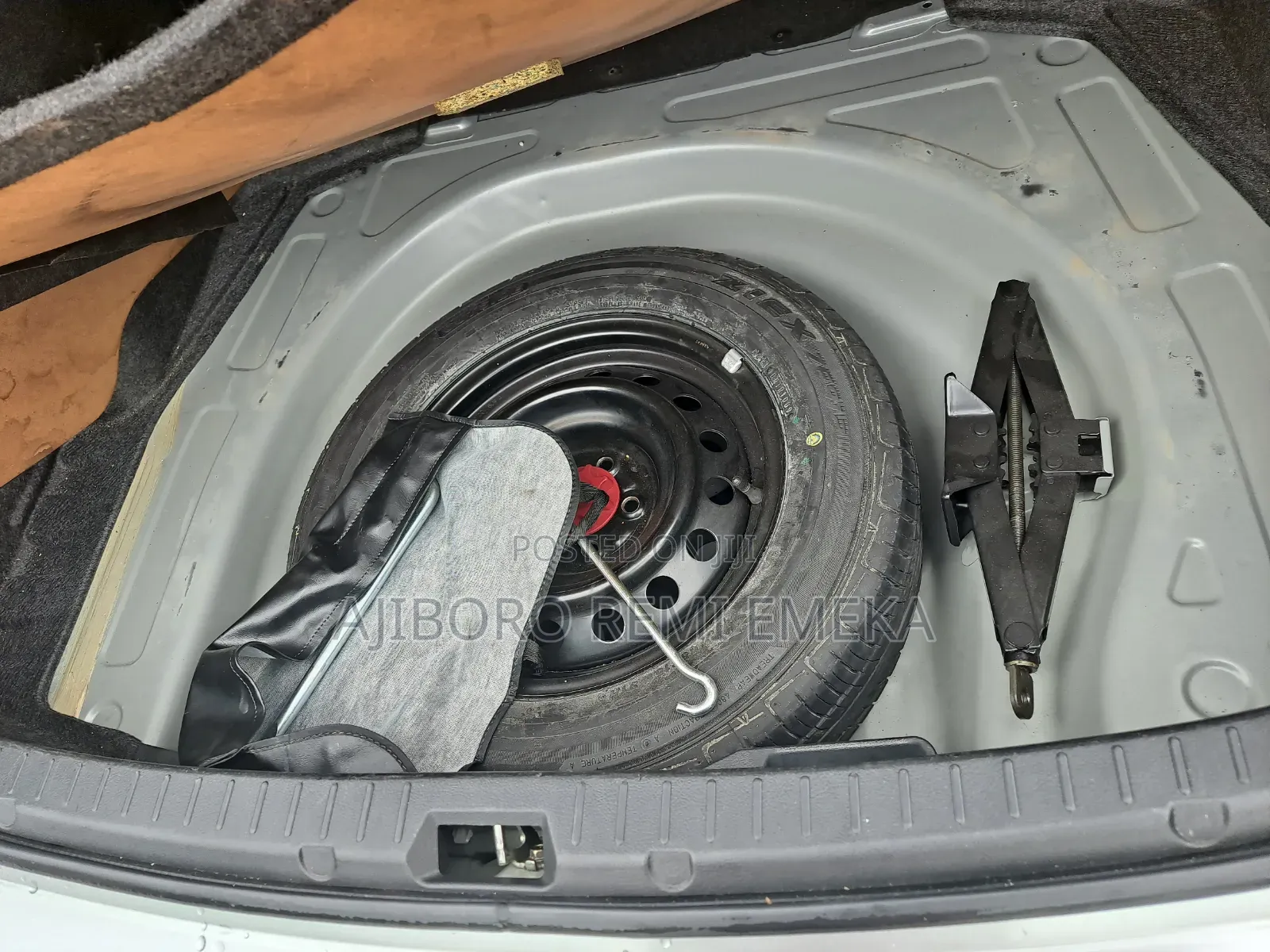 Toyota Corolla Altis 2011 Green