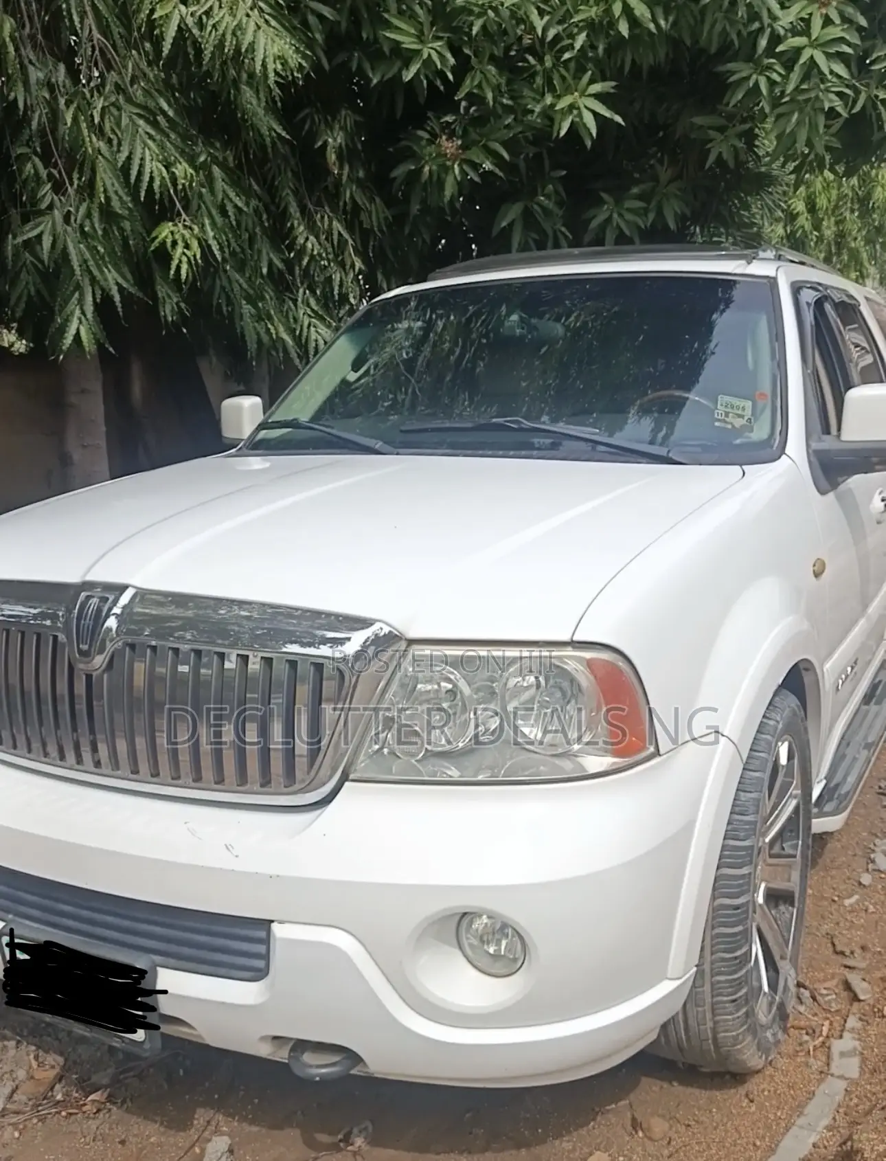 Lincoln Navigator 2003 White