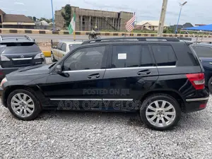 Mercedes-Benz GLK-Class 350 4MATIC 2010 Black