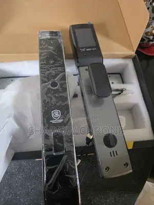 Electronic Door Lock With Fingerprint Sensor