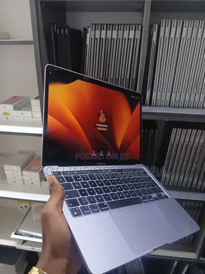 Laptop Apple MacBook Pro 2020 16GB Apple M1 Pro SSD 512GB