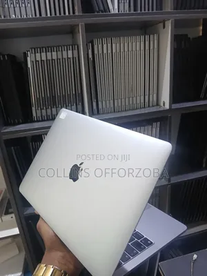 Laptop Apple MacBook Pro 2020 16GB Apple M1 Pro SSD 512GB