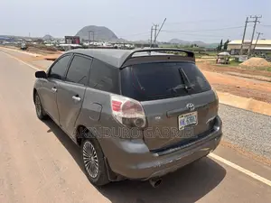 Toyota Matrix XRS Hatchback FWD (1.8L 4cyl 6M) 2006 Gray