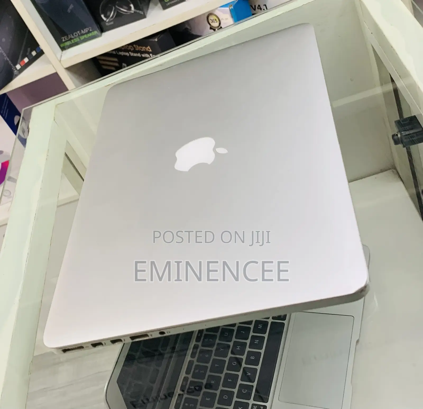 Laptop Apple MacBook Pro 2015 8GB Intel Core i5 SSD 256GB