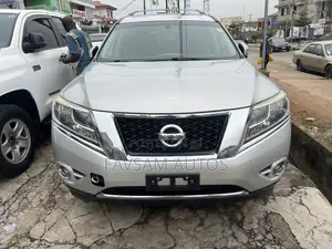 Nissan Pathfinder Platinum 4dr SUV 4WD (3.5L 6cyl CVT) 2014 Silver
