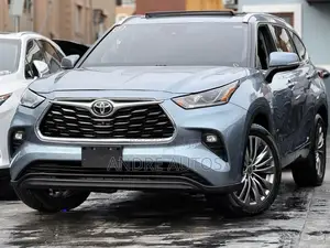 Toyota Highlander Platinum 2021 Blue