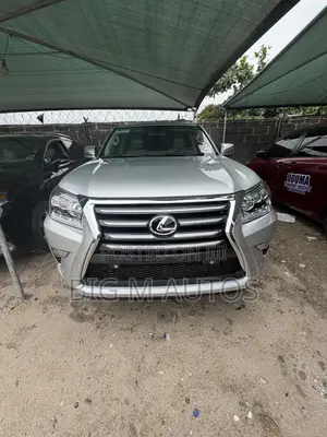 Lexus GX 2013 Silver