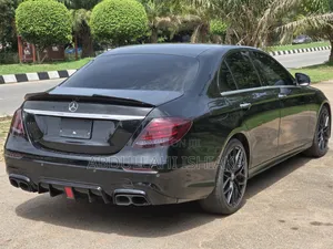 Mercedes-Benz E300 2018 Black
