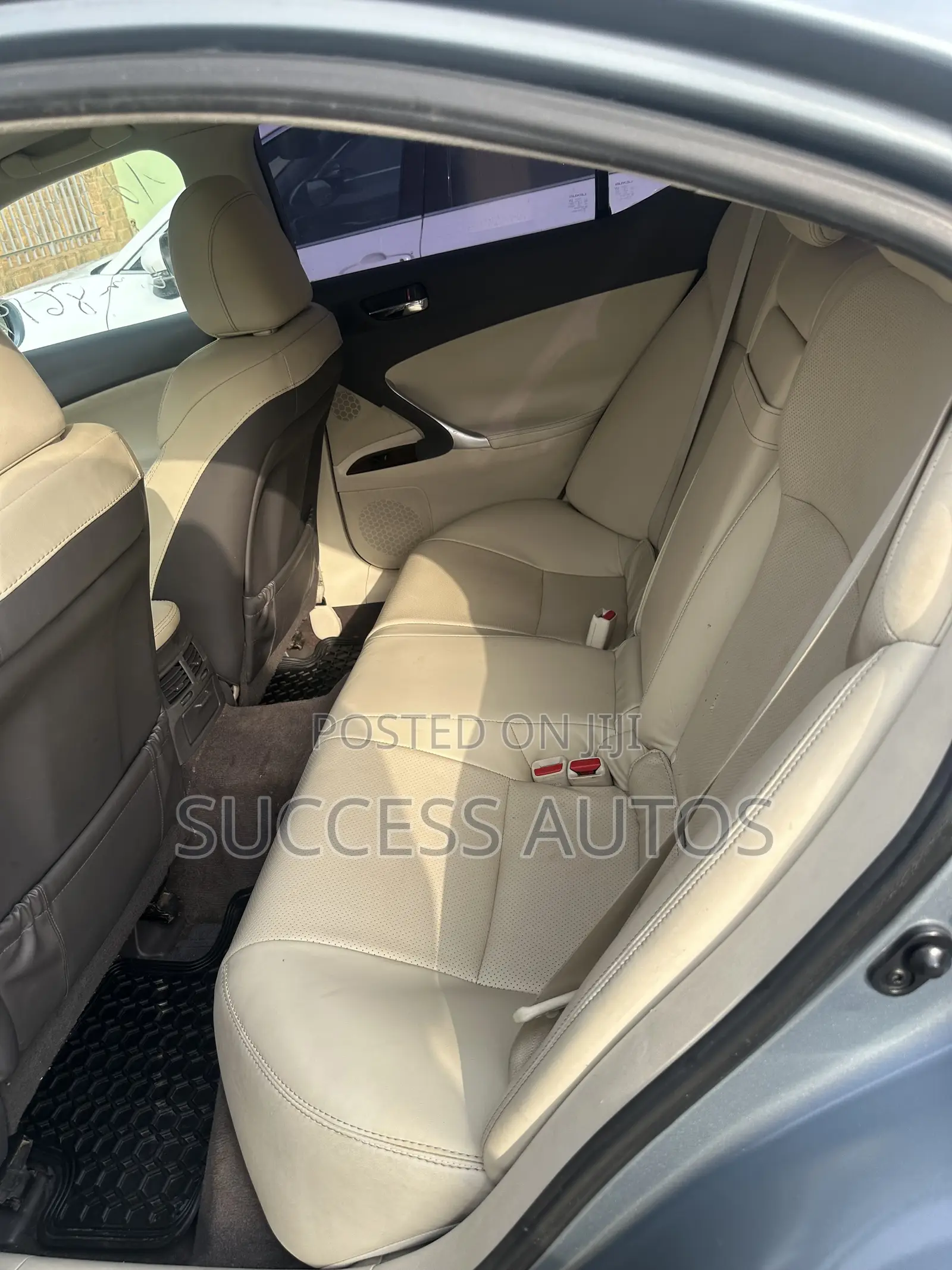 Lexus IS 250 2010 Blue