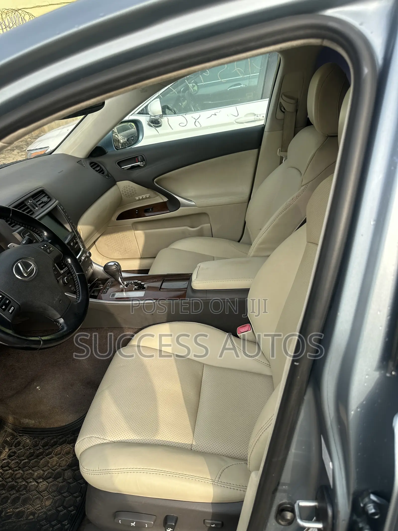 Lexus IS 250 2010 Blue