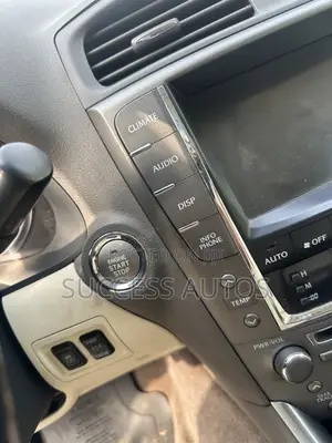Lexus IS 250 2010 Blue