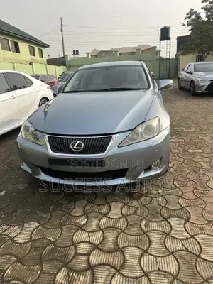 Lexus IS 250 2010 Blue