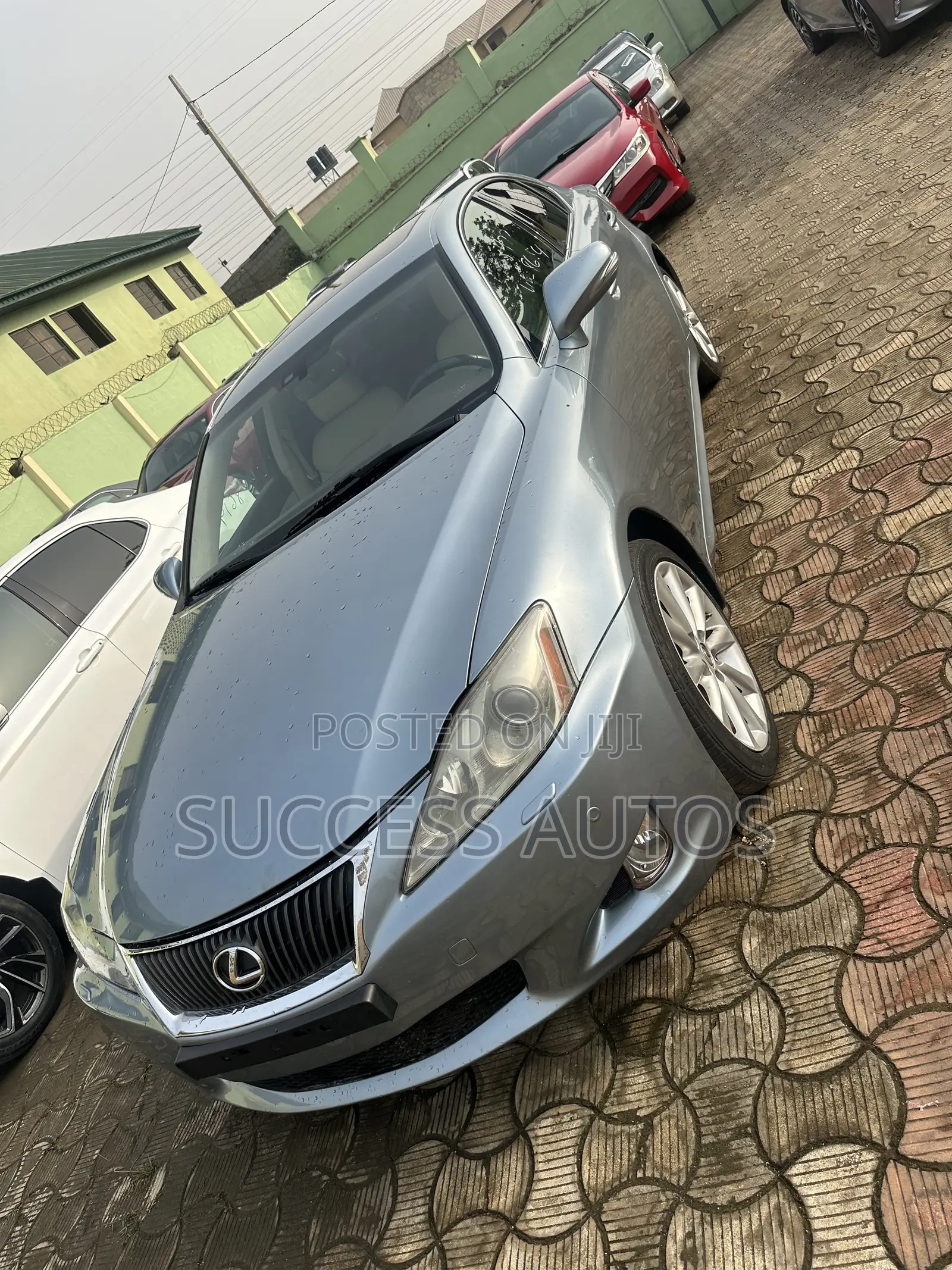 Lexus IS 250 2010 Blue