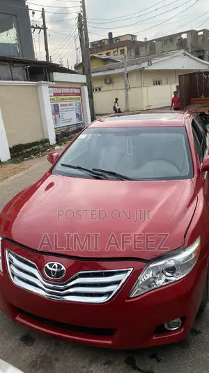 Toyota Camry XLE V6 4dr Sedan (3.5L 6cyl 6AM) 2008 Red