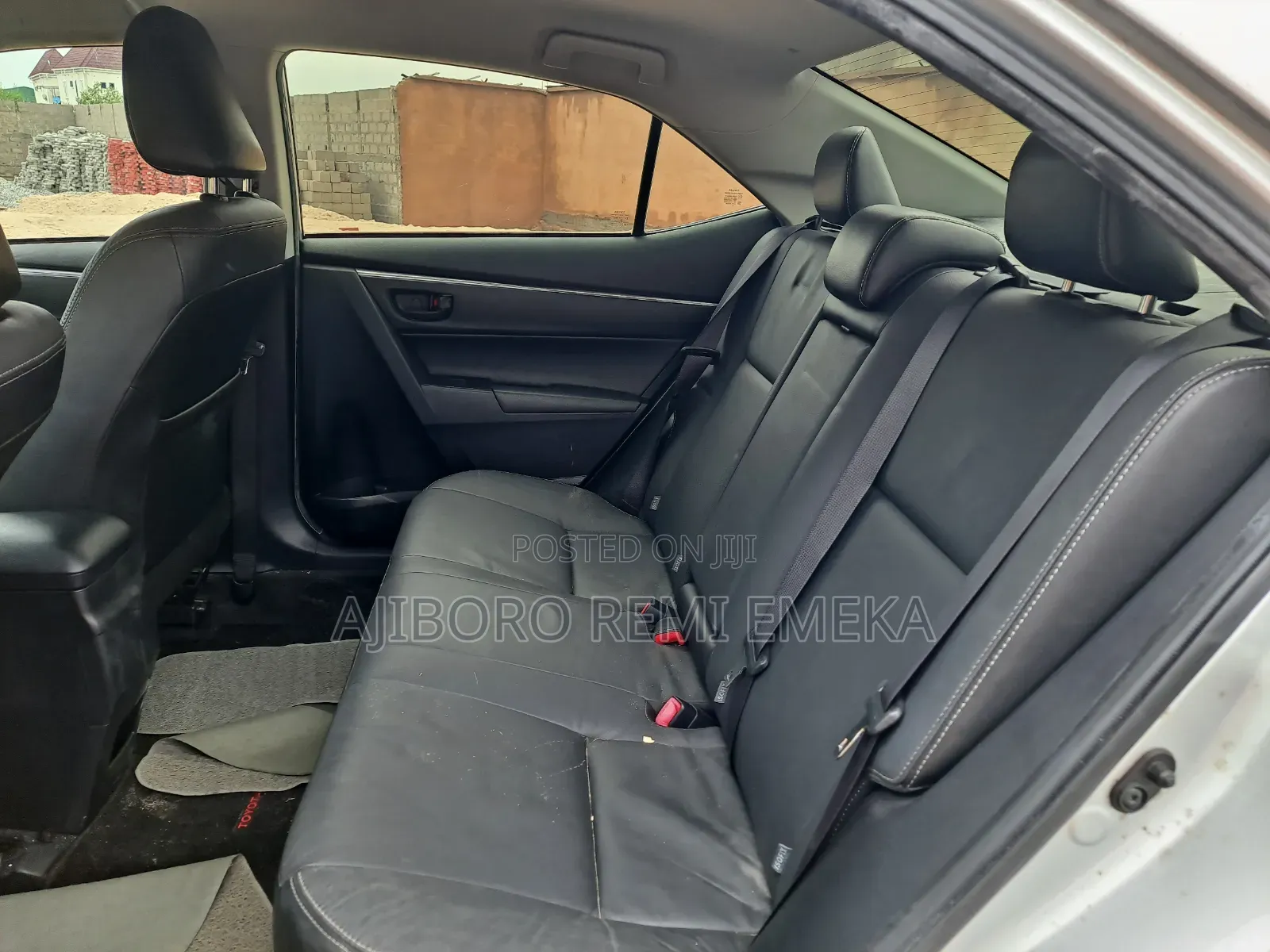 Toyota Corolla Altis 2015 Silver