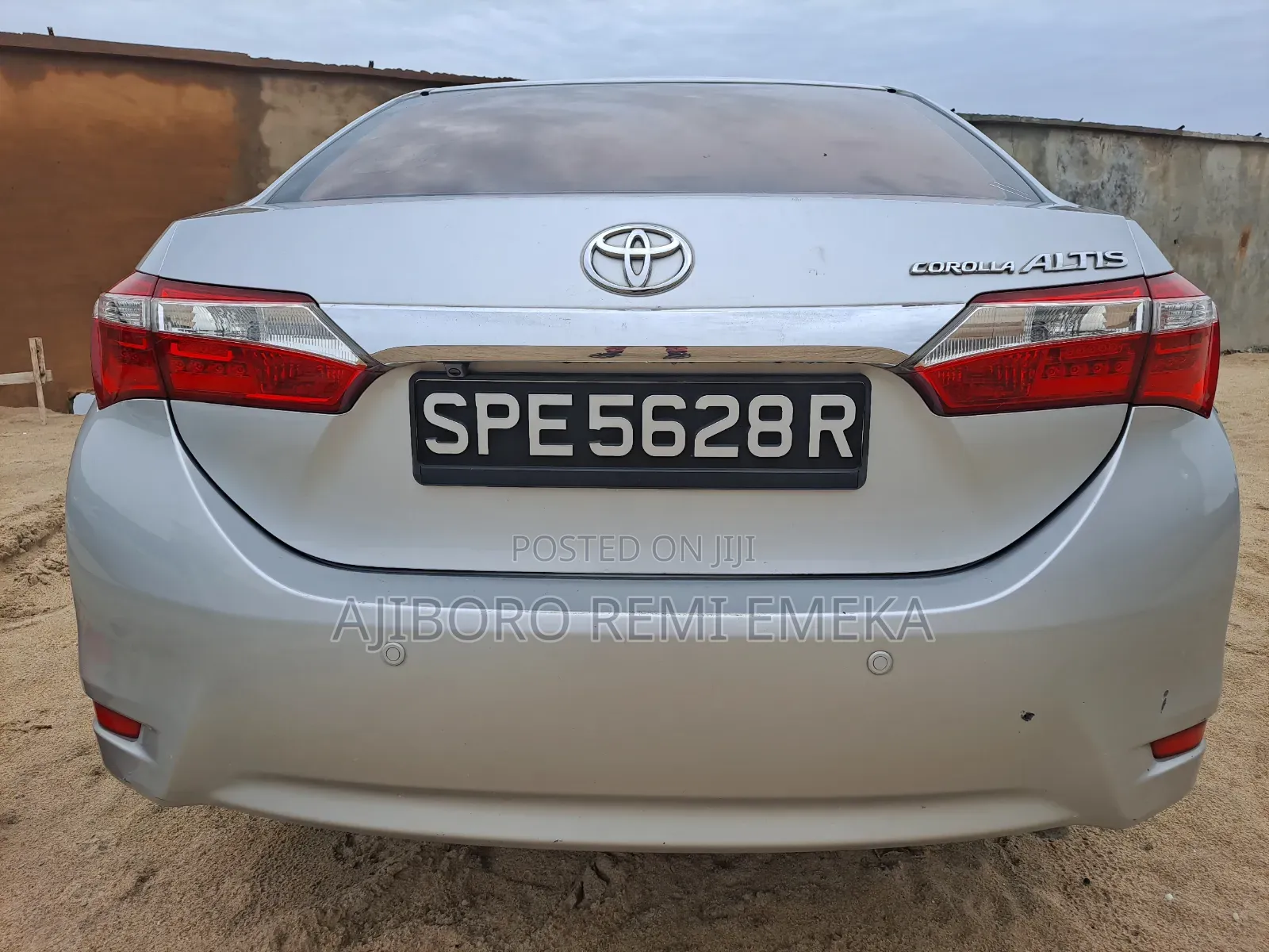 Toyota Corolla Altis 2015 Silver