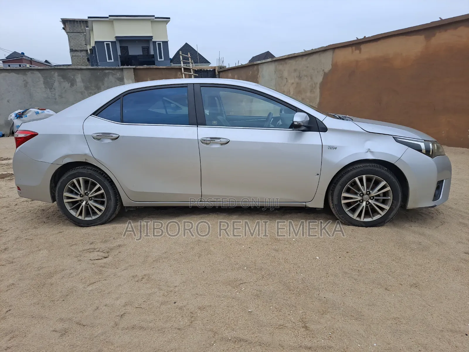 Toyota Corolla Altis 2015 Silver