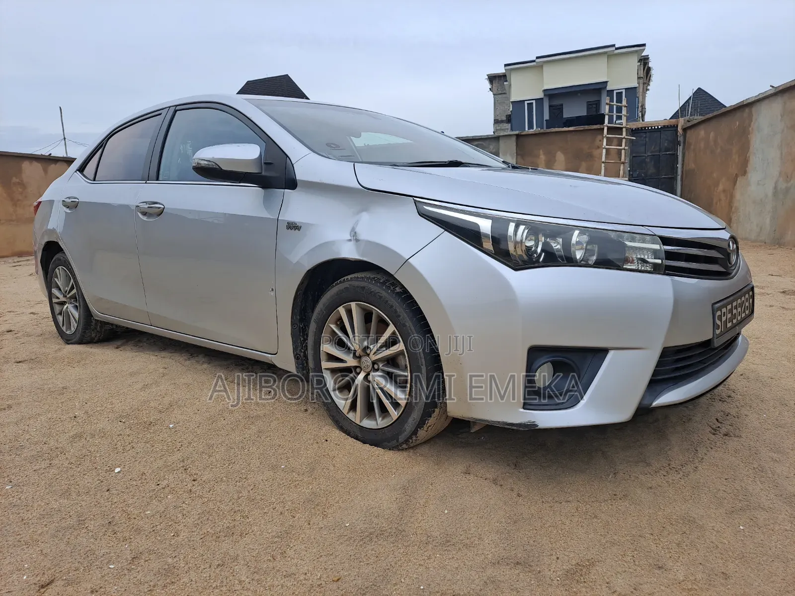Toyota Corolla Altis 2015 Silver