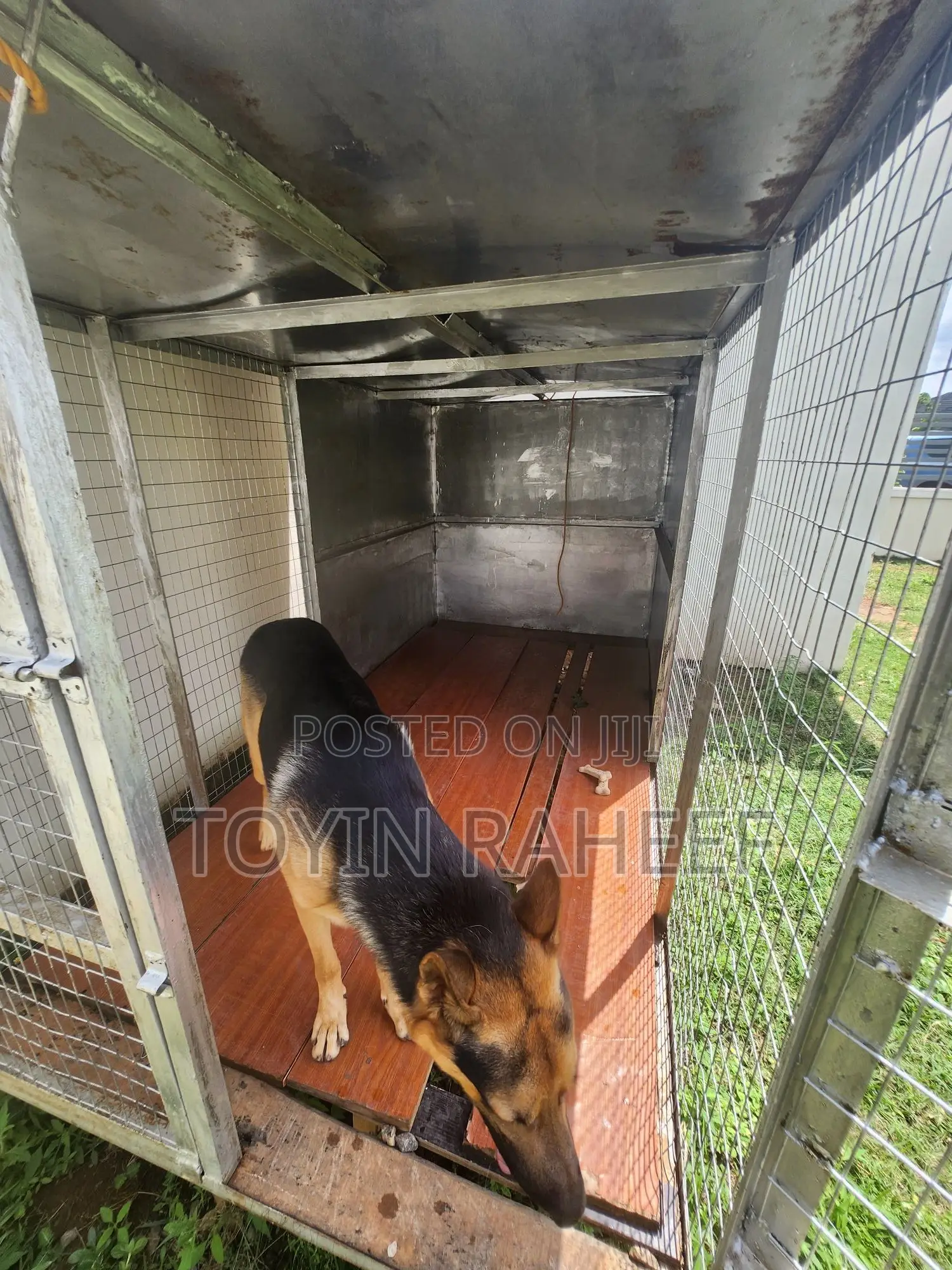 Large Pet House/ Cage