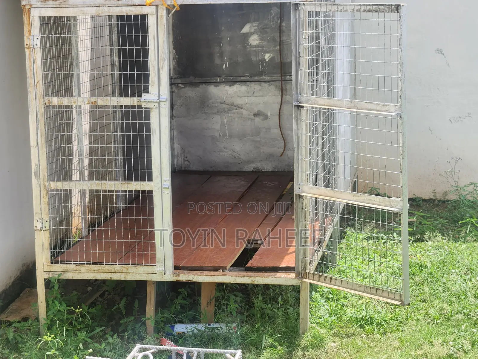 Large Pet House/ Cage