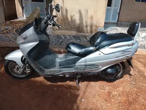 Suzuki 2015 Gray